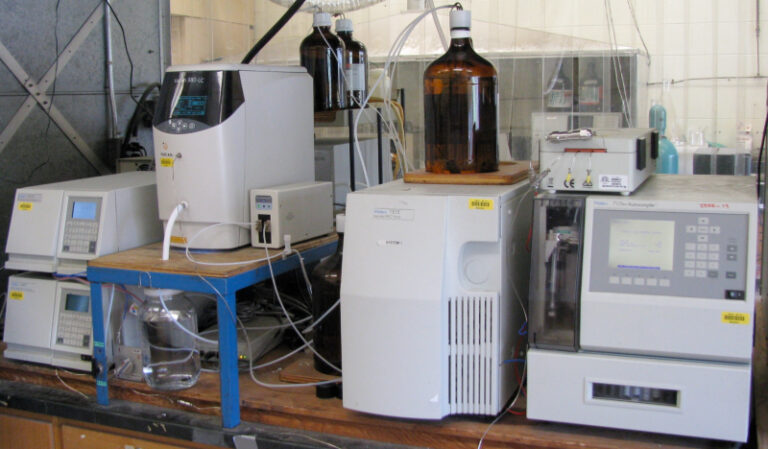 Waters GPC-1 (1515 HPLC Pump and Waters 717Plus Autoinjector)